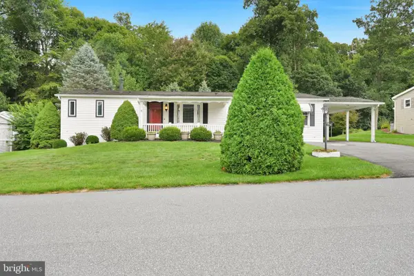 28 Aspen Dr, MANHEIM, PA 17545
