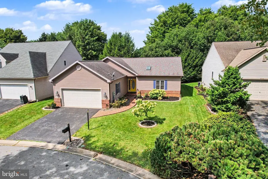 525 Waterside Cir, Lebanon, PA 17042 - #2