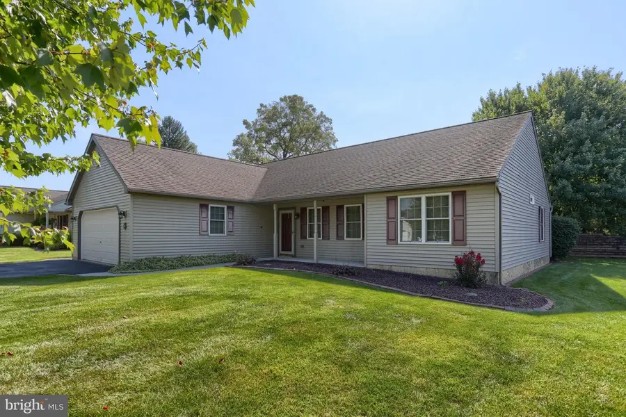 129 Arbor Dr, Myerstown, PA 17067 - #3