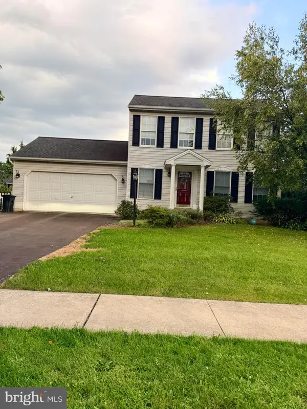 216 Fencepost Ln, PALMYRA, PA 17078