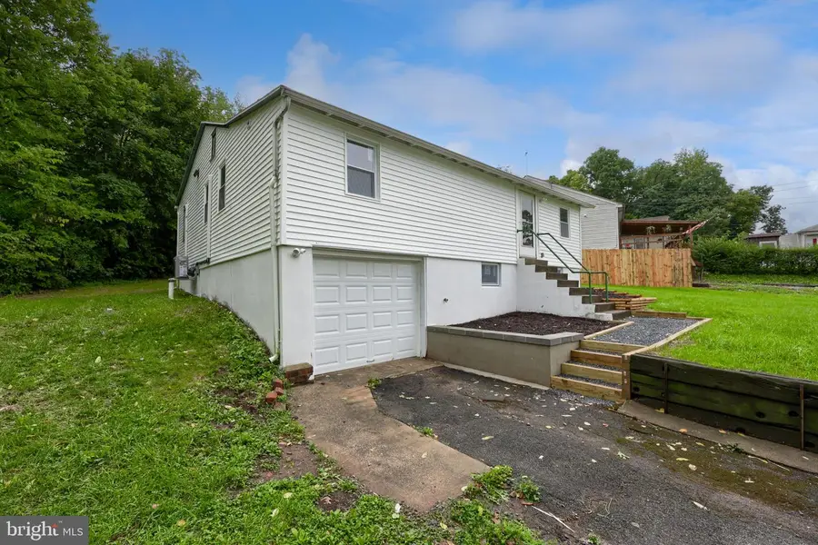 4 Elm, Lebanon, PA 17046 - #3