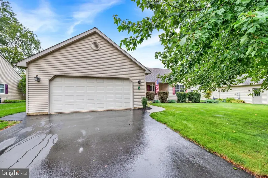 19 Scenic Dr, Myerstown, PA 17067 - #2