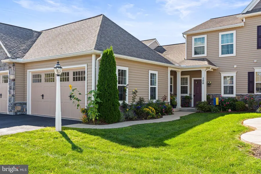 106 S Village Cir, Palmyra, PA 17078 - #2