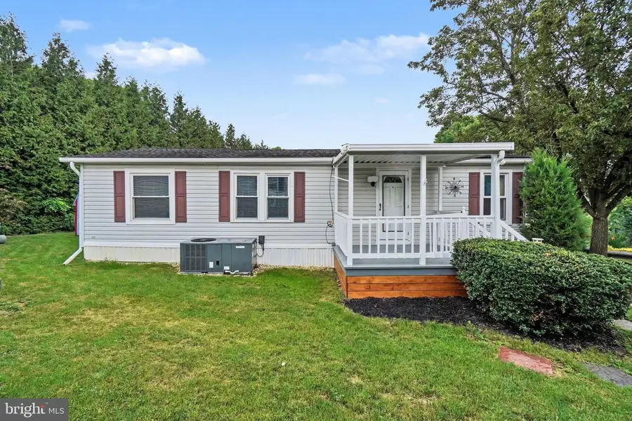 516 W Cedar St, Palmyra, PA 17078 - #2