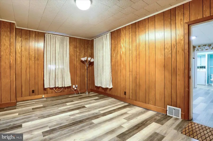 207 N 12th St, Lebanon, PA 17046 - #3