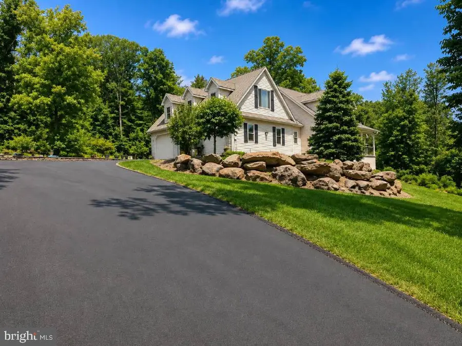 1110 S Mountain Lane, Lebanon, PA 17042 - #2