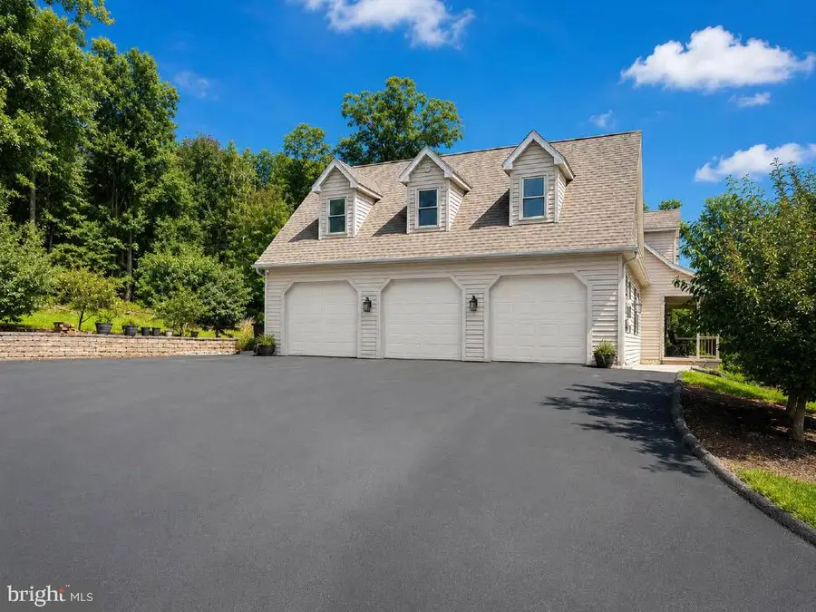 1110 S Mountain Lane, Lebanon, PA 17042 - #3