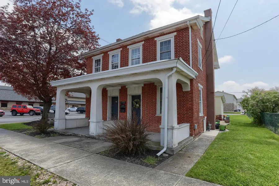 702 W Main St, Palmyra, PA 17078 - #2