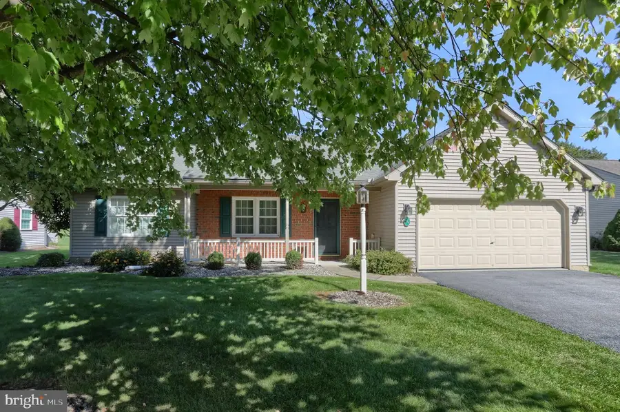 124 Arbor Dr, Myerstown, PA 17067 - #2