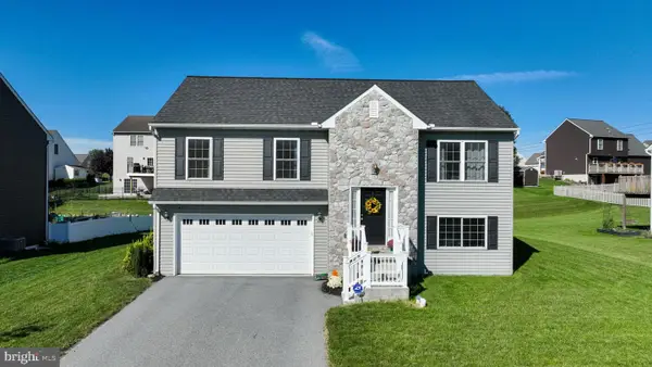9 Oldfield Ave, JONESTOWN, PA 17038