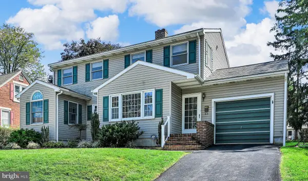 114 E Chestnut St, CLEONA, PA 17042