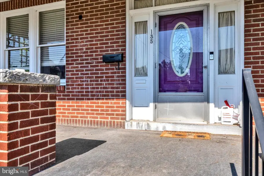 135 W Sheridan Ave, Annville, PA 17003 - #2