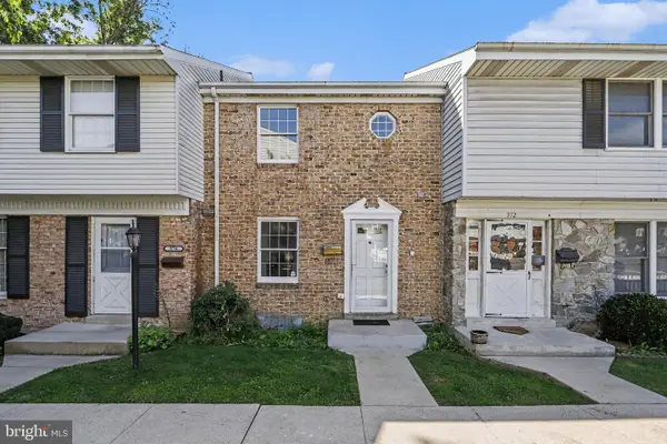 974 E Maple St, PALMYRA, PA 17078