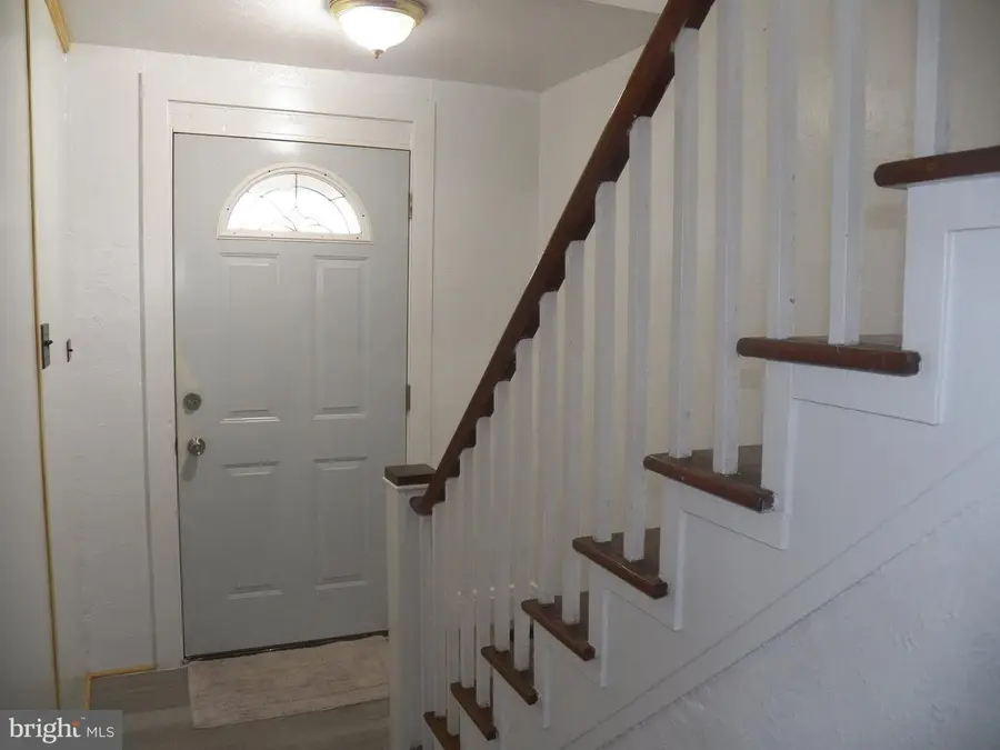 32 S 4th St, Lebanon, PA 17042 - #3