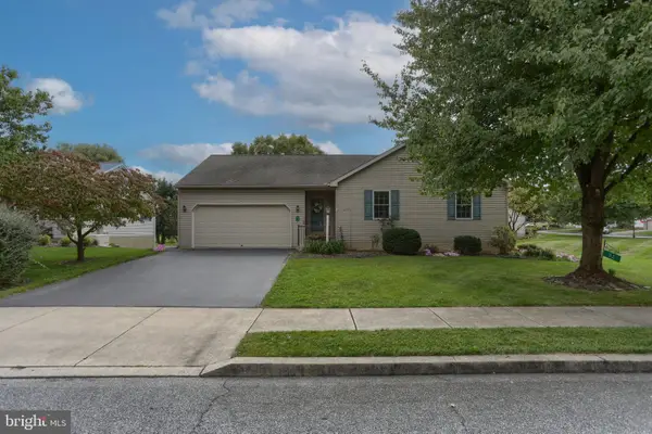32 Arbor Dr, MYERSTOWN, PA 17067