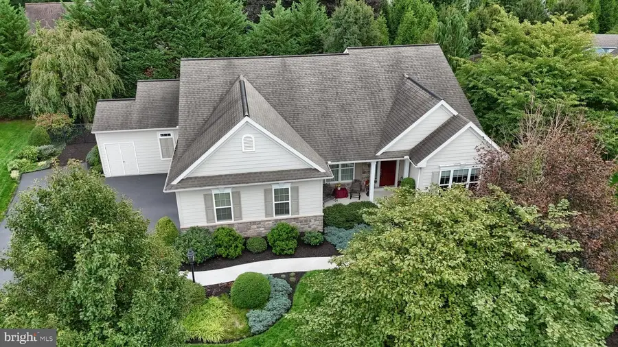 1819 Fieldcrest Rd, Lebanon, PA 17042 - #2