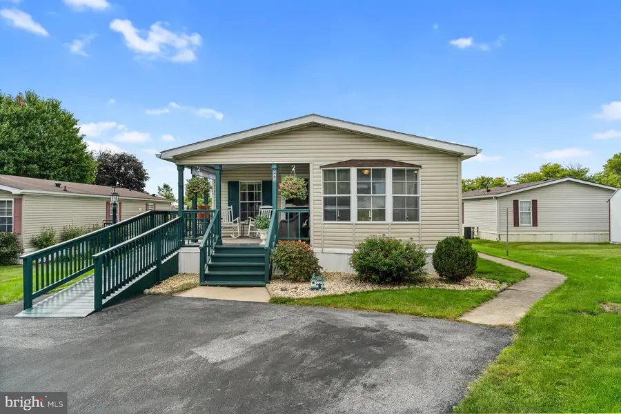 463 W Cedar St, Palmyra, PA 17078 - #3