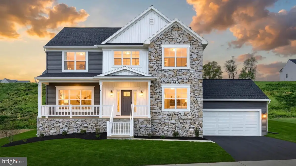 220 Copper Ridge Dr, Newmanstown, PA 17073 - #1