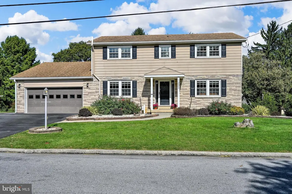 1232 S Prince St, Palmyra, PA 17078 - #1
