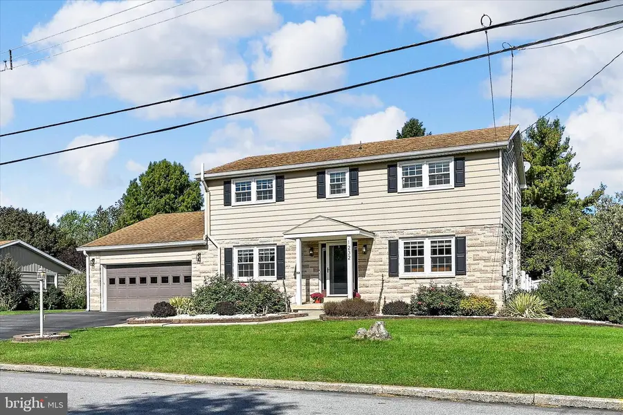1232 S Prince St, Palmyra, PA 17078 - #2