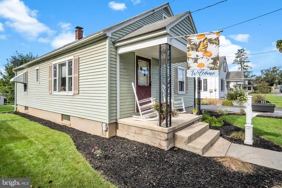 111 S Mill St, Cleona, PA 17042 - #2