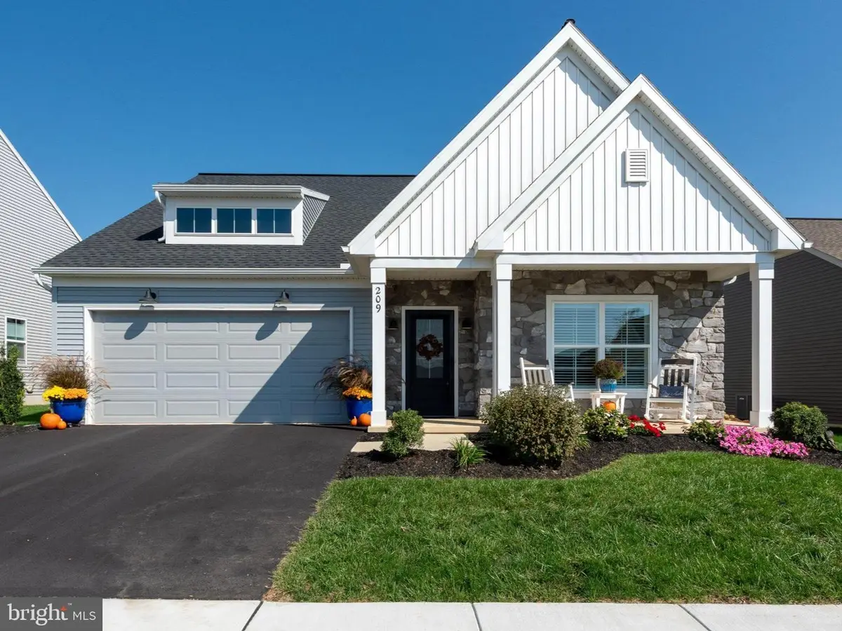209 Pinnacle Ridge Dr, Annville, PA 17003 - #1