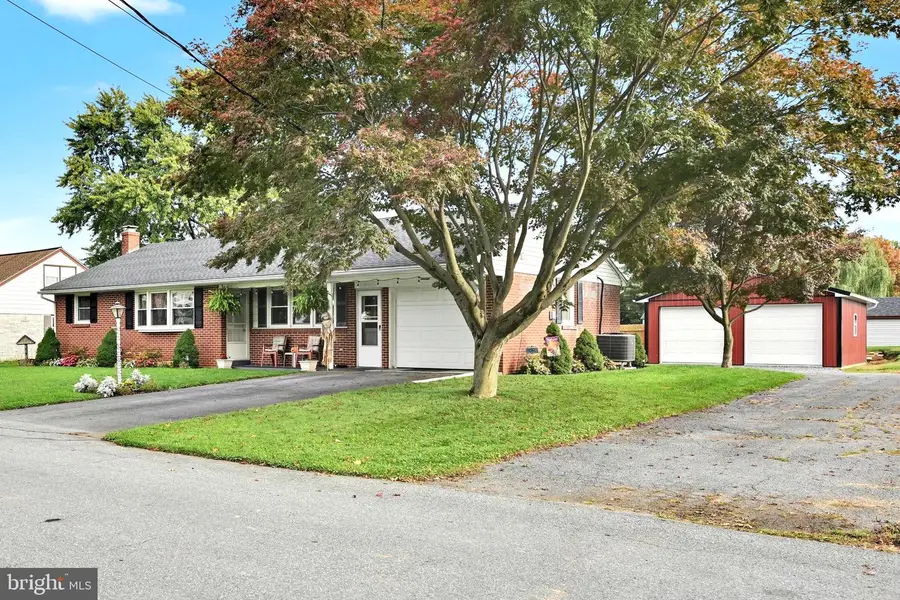 112 Phillip Dr, Myerstown, PA 17067 - #2