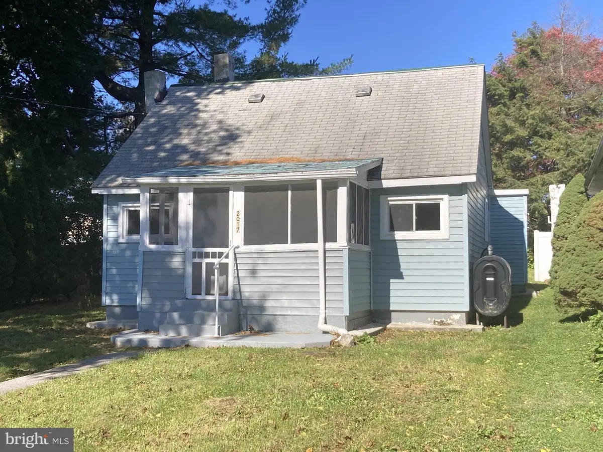 2017 Leslie Ave, Lebanon, PA 17042 - #1