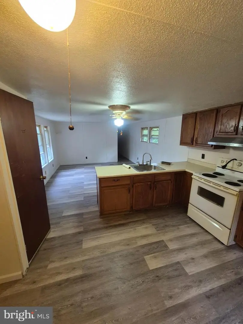 357 Laurel Run Est, Laurel Run, PA 18706 - Image #2