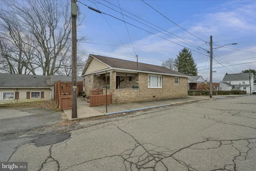 728 E 3rd St, Hazleton, PA 18201 - Image #3