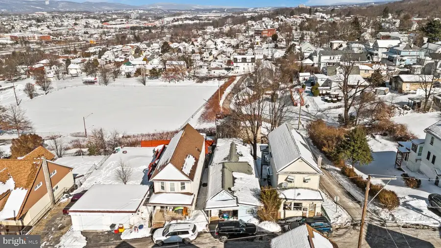 326 Center St, Wilkes Barre, PA 18702 - #3