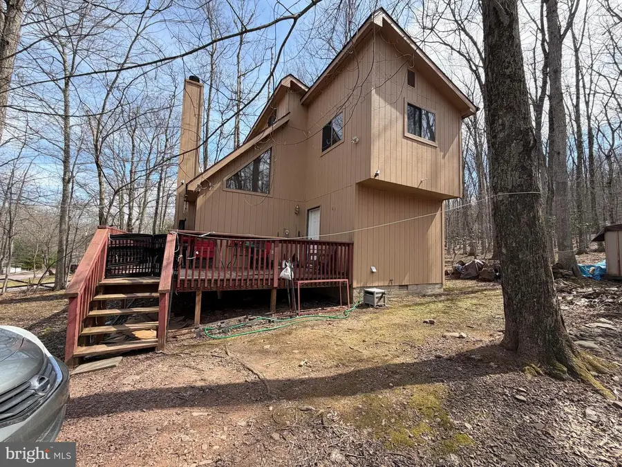 63 Holiday Dr, White Haven, PA 18661 - #2