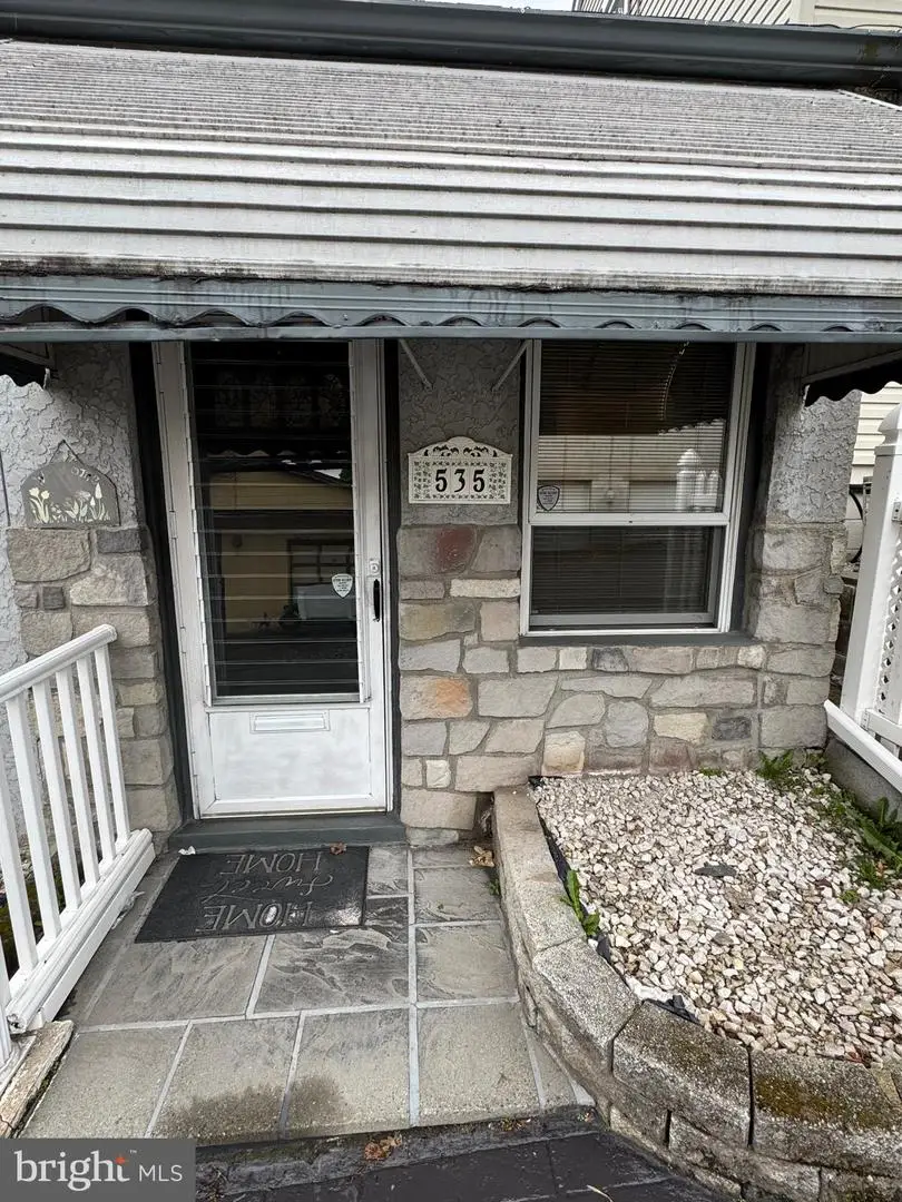 535 Garibaldi Ct, Hazleton, PA 18201 - #2