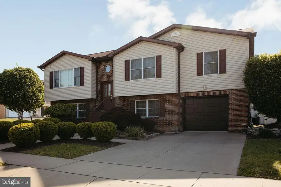 1017 Sarah St, Wilkes Barre, PA 18705 - #2