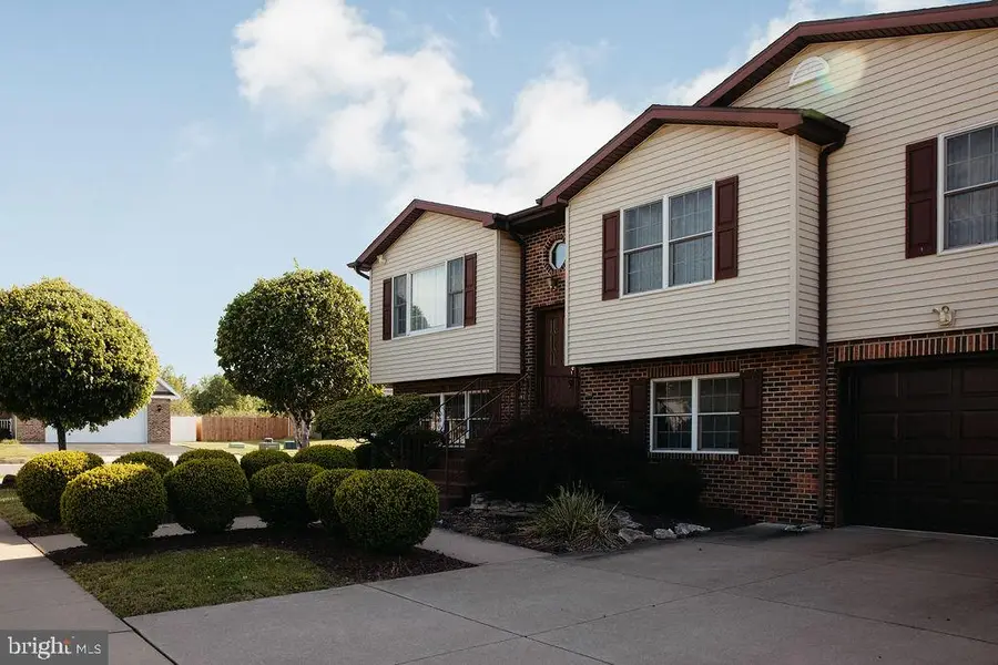 1017 Sarah St, Wilkes Barre, PA 18705 - #3