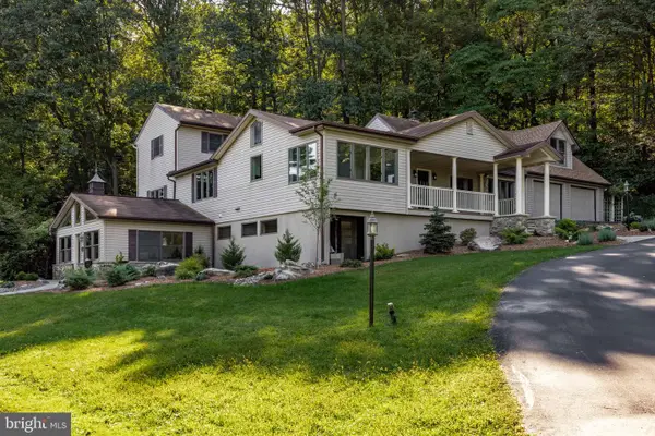 Short Ln, SUGARLOAF TWP, PA 18249