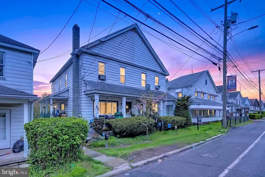 932 Main, Plymouth, PA 18651 - #2