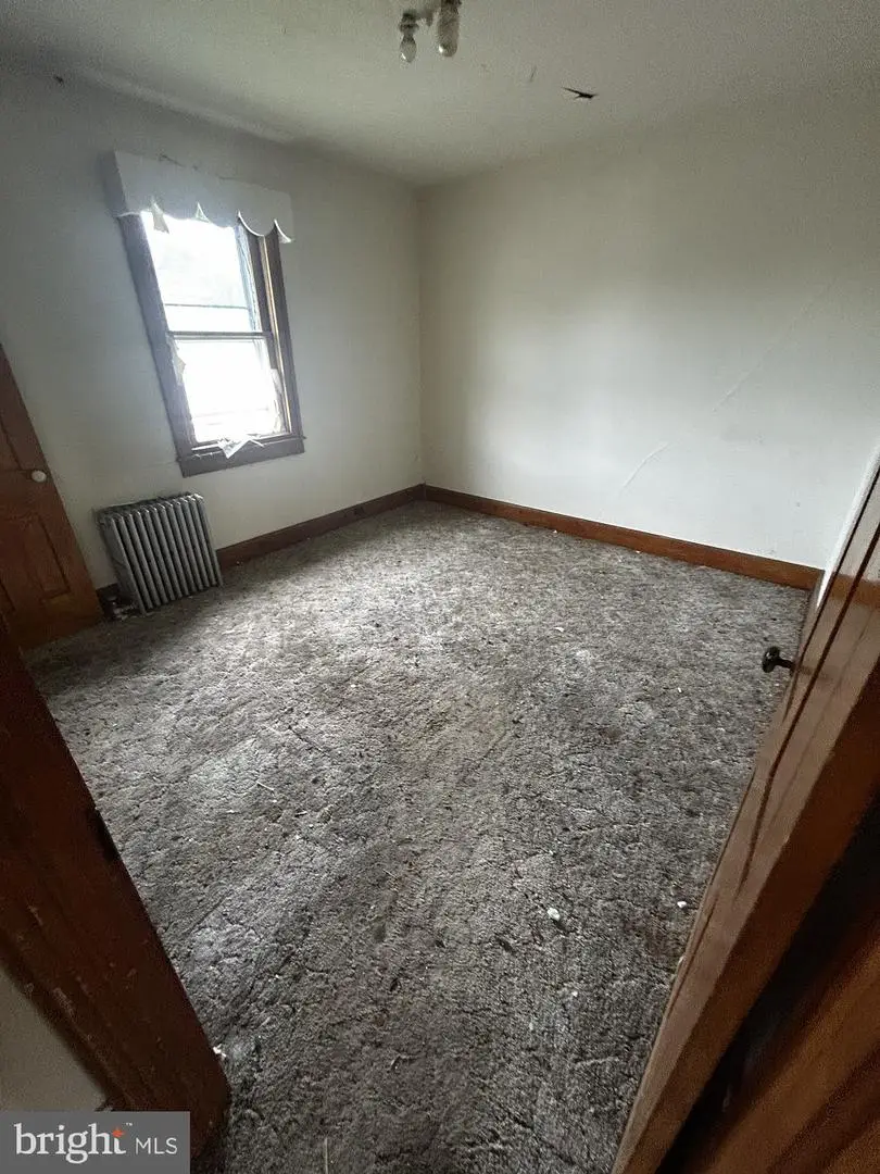54 Spruce St, Nanticoke, PA 18634 - #3