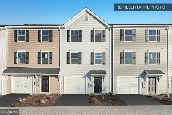 940 Allen Dr #lot 199, HAZLETON, PA 18201