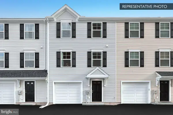 944 Allen Dr #lot 197, HAZLETON, PA 18201
