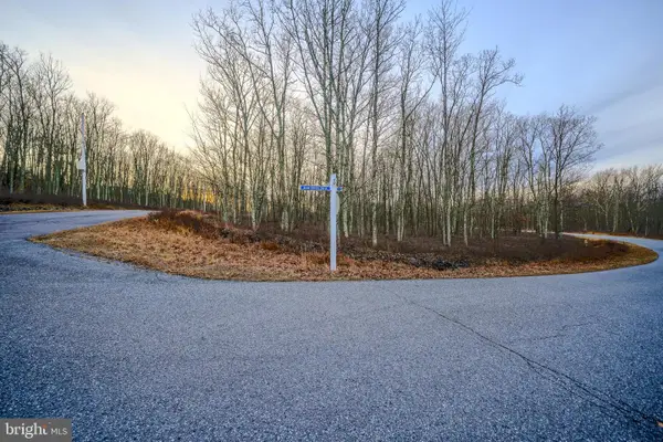 2342 Blue Spruce St, HAZLE TOWNSHIP, PA 18202