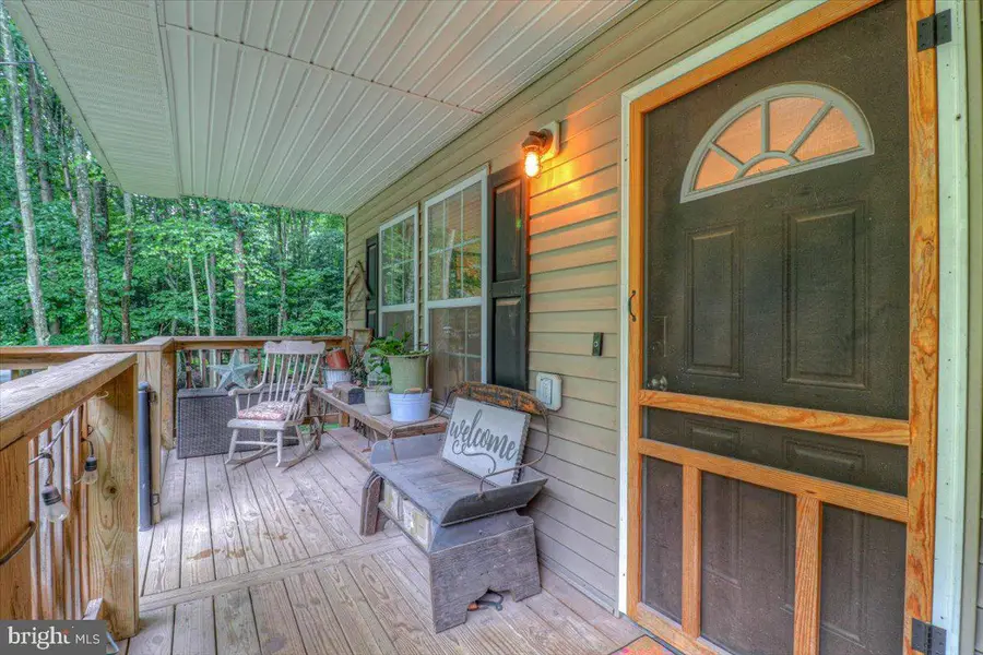 12 Holiday Dr, White Haven, PA 18661 - #2