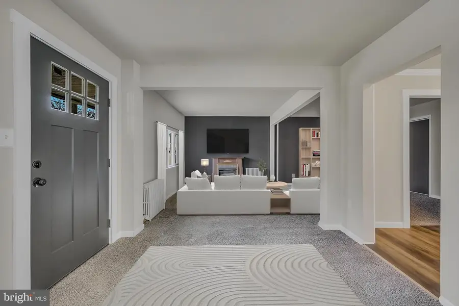 1148 Frieda St, Dickson City, PA 18519 - #3