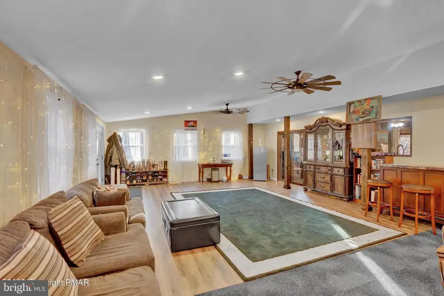 72 East Creekview Dr, Gouldsboro, PA 18424 - #3