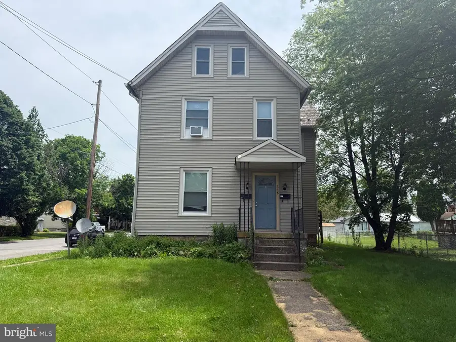 658 7th Ave, Williamsport, PA 17701 - #3
