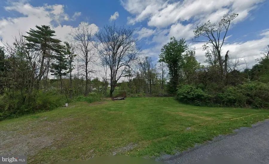 101 Shaw Rd, Williamsport, PA 17701 - #2