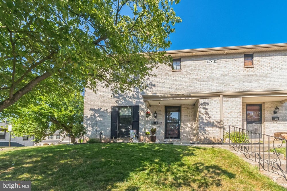 118 Providence Rd, ROYERSFORD, PA 19468 ERA