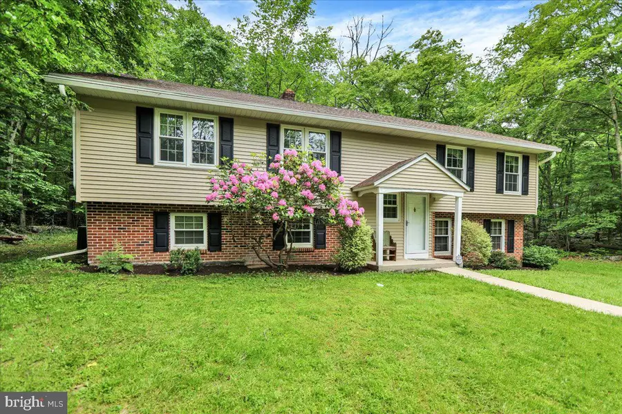 90 Kurtz Rd, Schwenksville, PA 19473 - Image #2