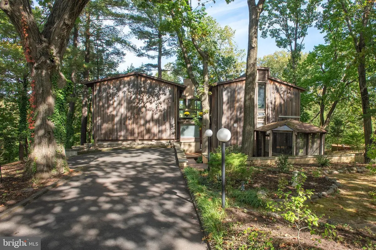 1430 Hopeland Rd, Wyncote, PA 19095 - Image #1