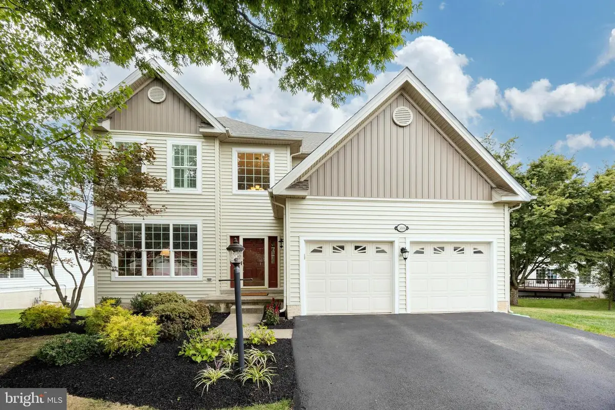 318 Quail Dr N, Phoenixville, PA 19460 - Image #1